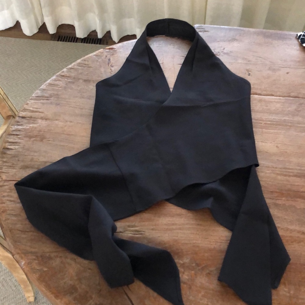 Black wrap around top